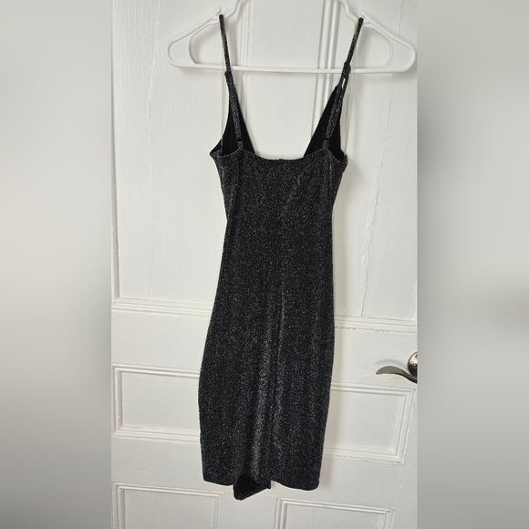 Max + Ash Dress - Picture 3 of 3